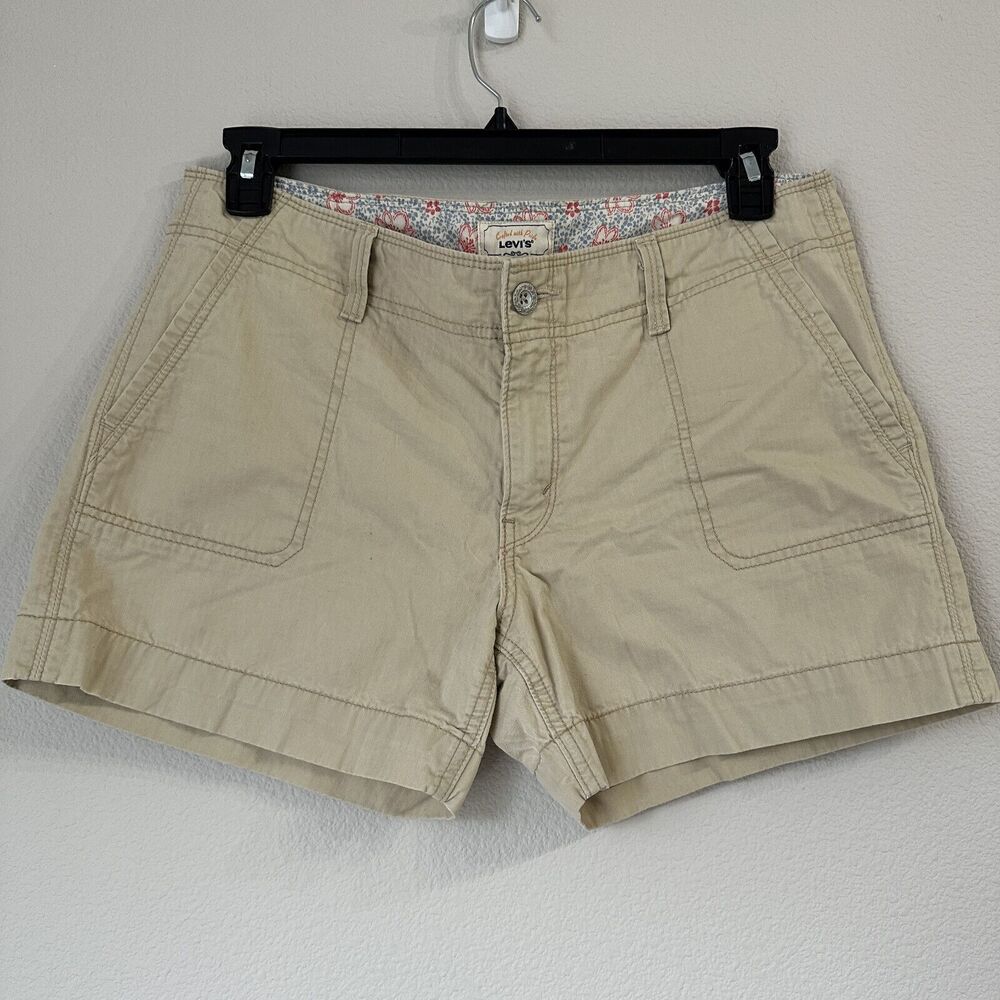 Levi’s Women's Crafted With Pride Khaki Shorts Summer Spring Outdoors Size 10